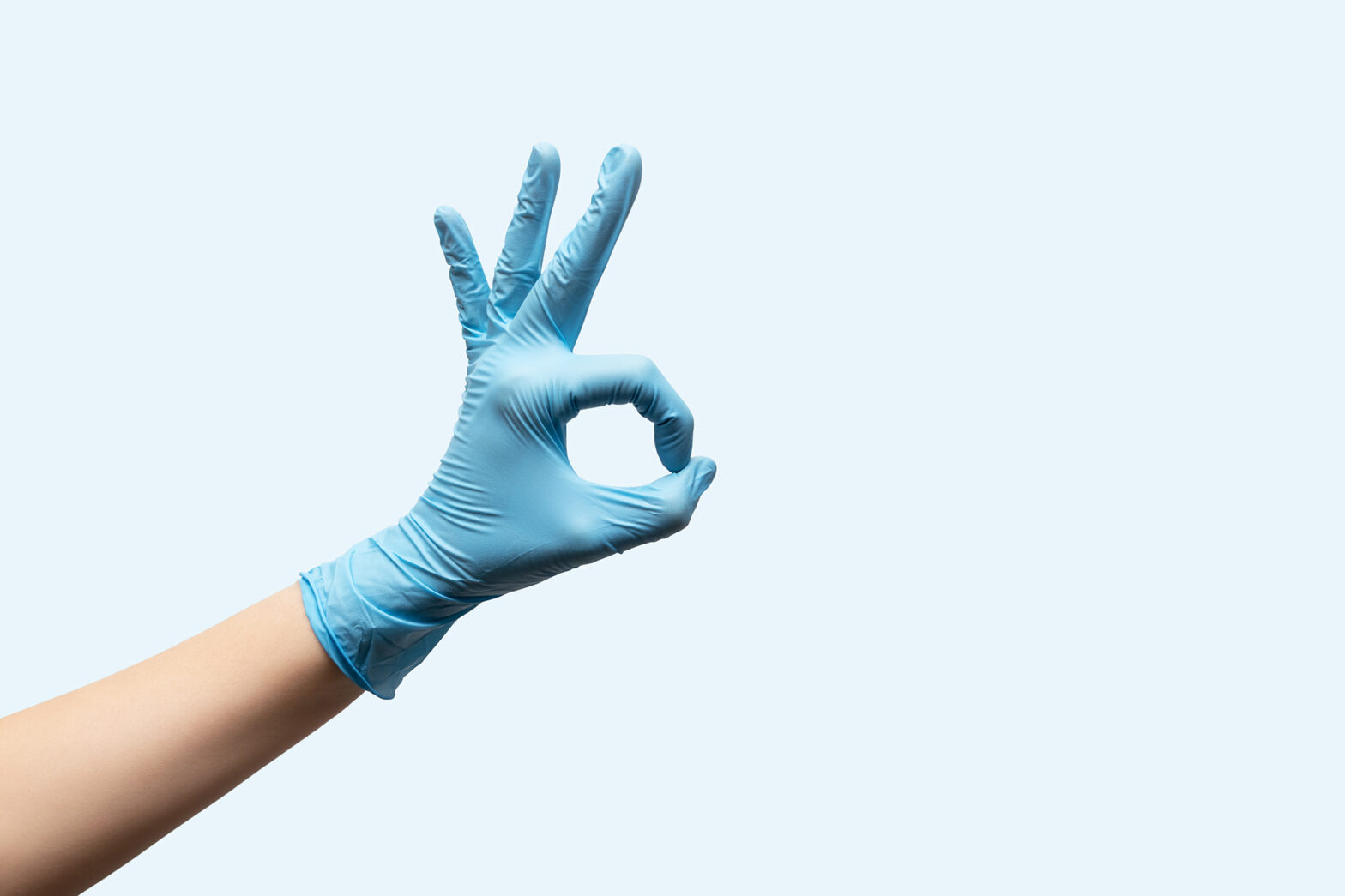 los guantes de nitrilo azul, la alternativa a los guantes de látex