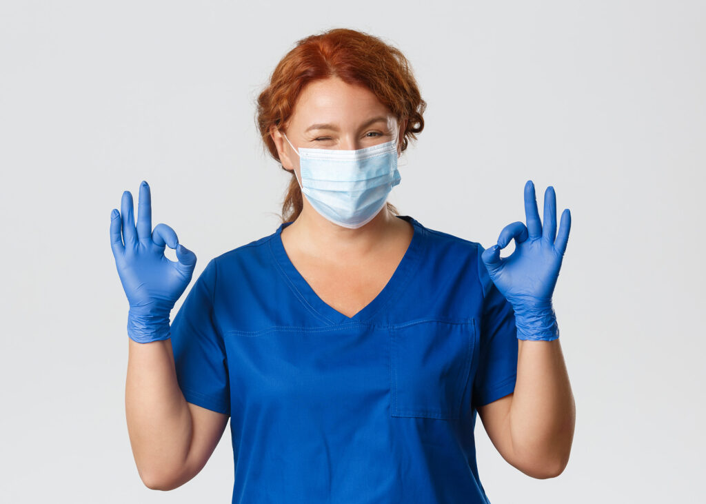 Alergia a los Guanes de látex y su alternativa los guantes de nitrilo azul